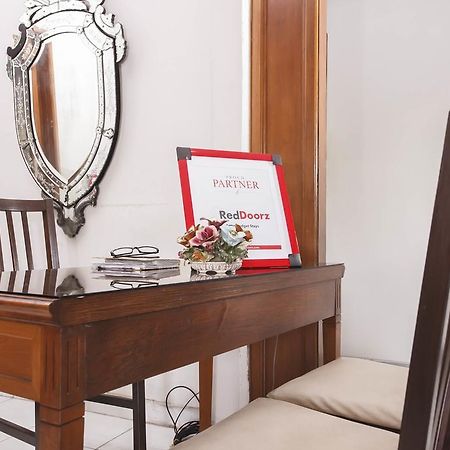 Reddoorz Near Juanda Airport T1 Hotel Brebek Bagian luar foto