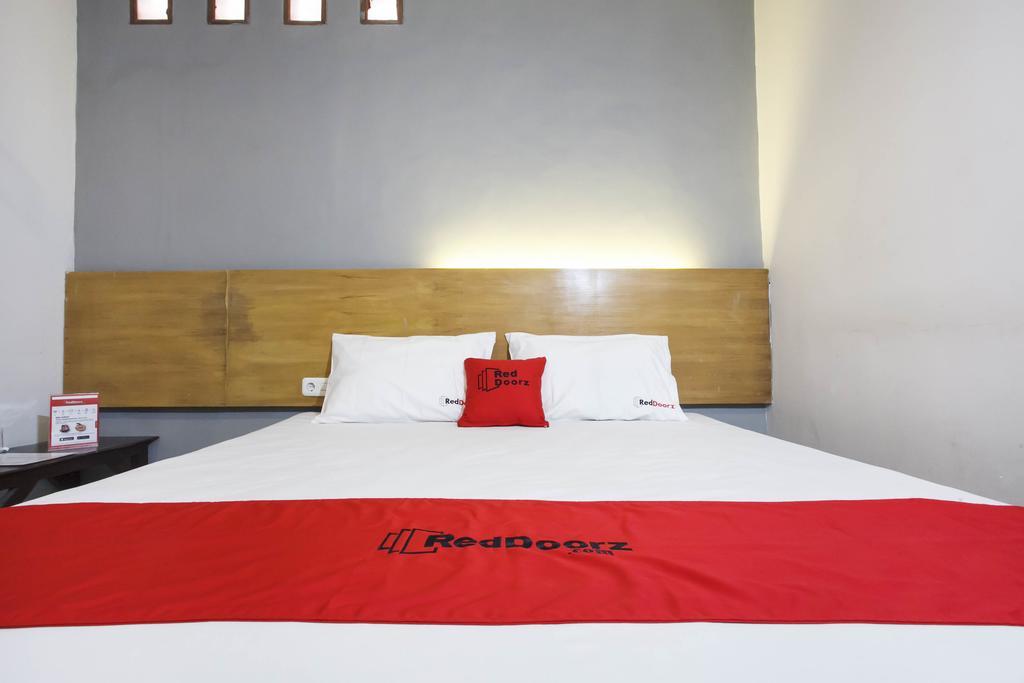 Reddoorz Near Juanda Airport T1 Hotel Brebek Bagian luar foto