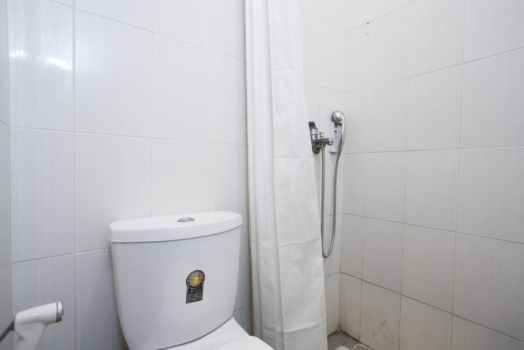 Reddoorz Near Juanda Airport T1 Hotel Brebek Bagian luar foto